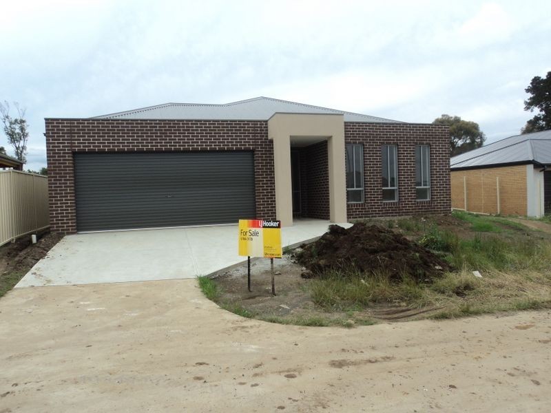 9 Jessica Ave, Kilmore VIC 3764