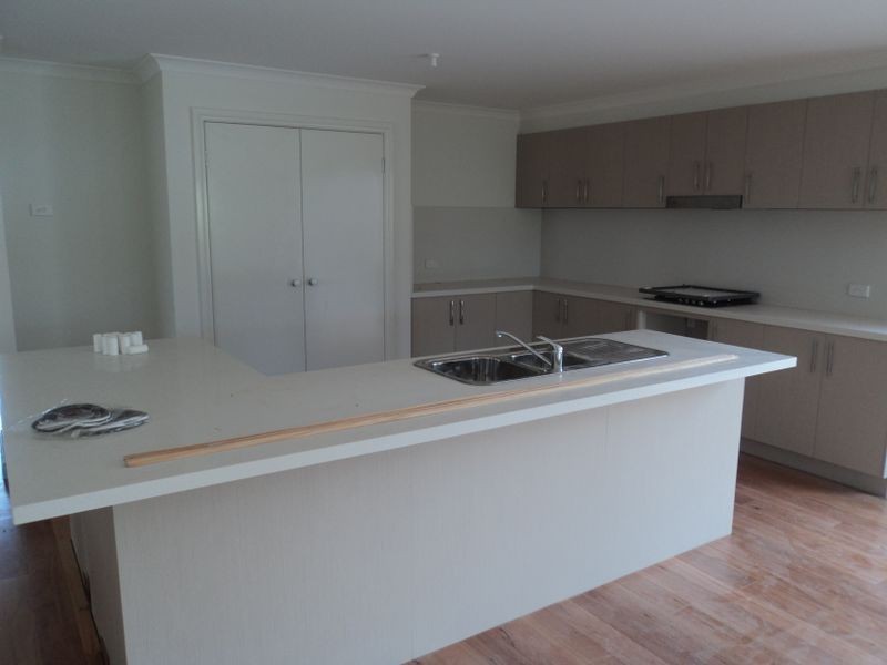 9 Jessica Ave, Kilmore VIC 3764