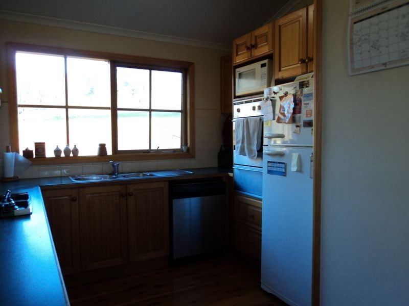 160 Neill Rd, Clonbinane VIC 3658