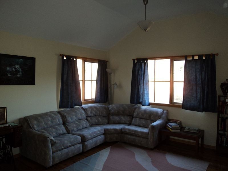 160 Neill Rd, Clonbinane VIC 3658