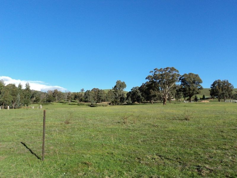 160 Neill Rd, Clonbinane VIC 3658