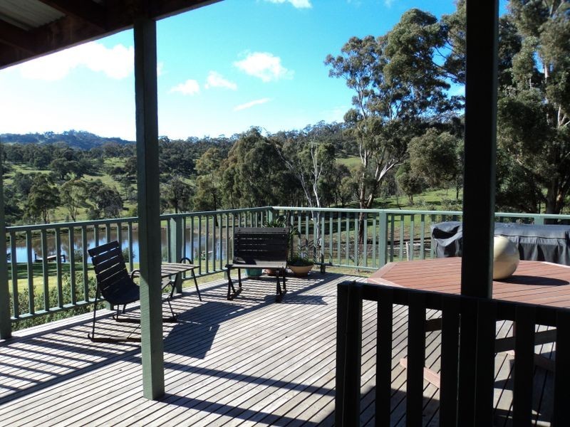 160 Neill Rd, Clonbinane VIC 3658