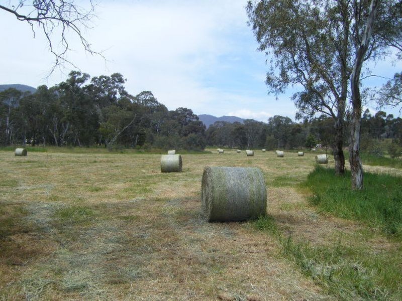 35 Ennis Road, Broadford VIC 3658