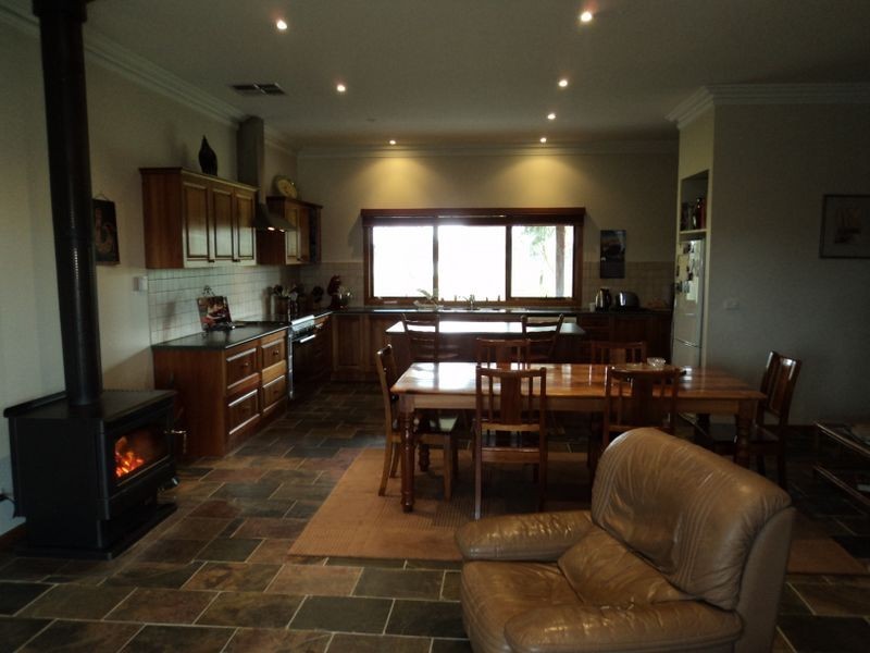 373 Selection Road, Broadford VIC 3658