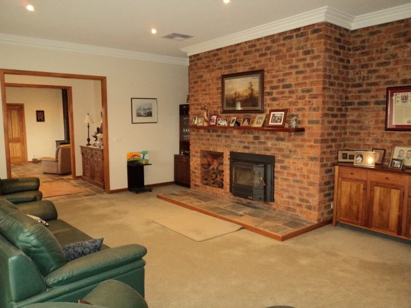373 Selection Road, Broadford VIC 3658