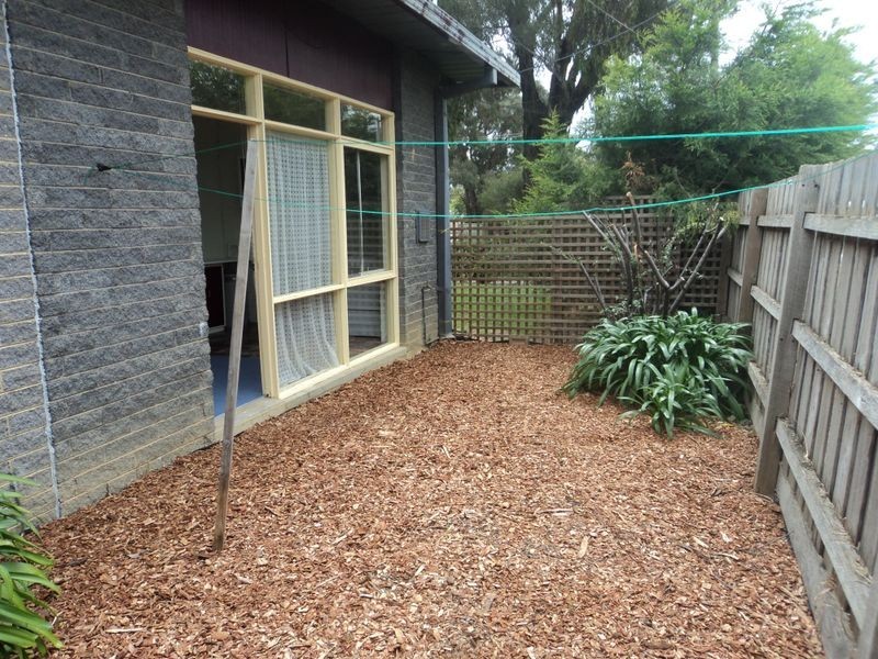 1/30 Snodgrass Street, Broadford VIC 3658