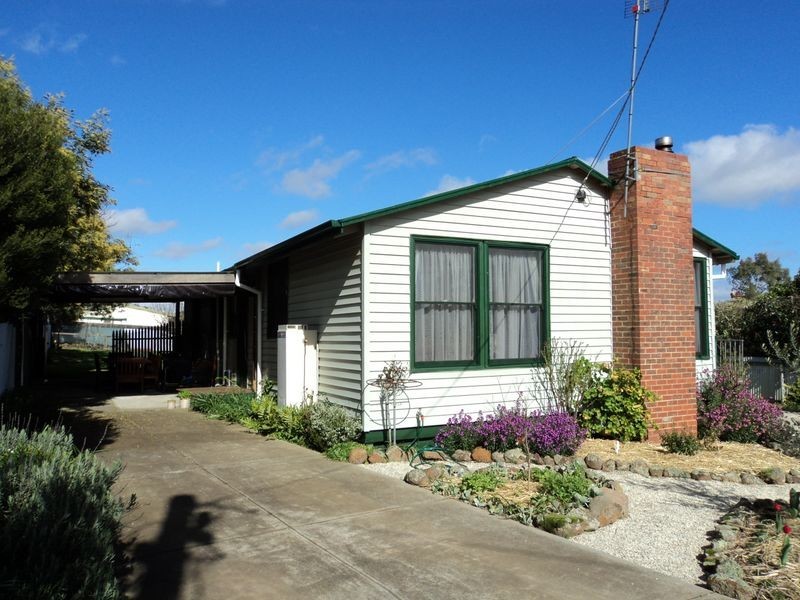 40 Short Street, Broadford VIC 3658