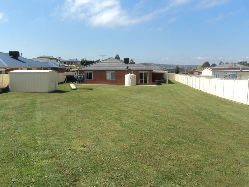 4 Crimmins Way, Kilmore VIC 3764