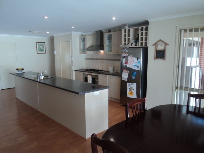 4 Crimmins Way, Kilmore VIC 3764