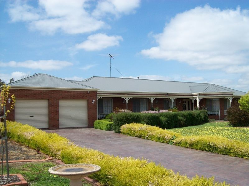 10 Morris Court, Kilmore VIC 3764