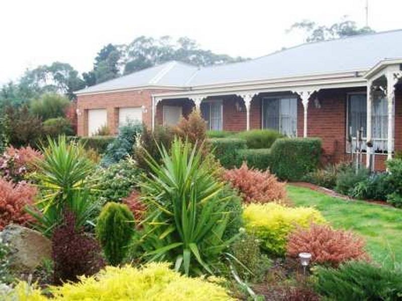 10 Morris Court, Kilmore VIC 3764