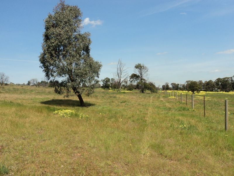 1/235 Sunday Creek Rd, Broadford VIC 3658