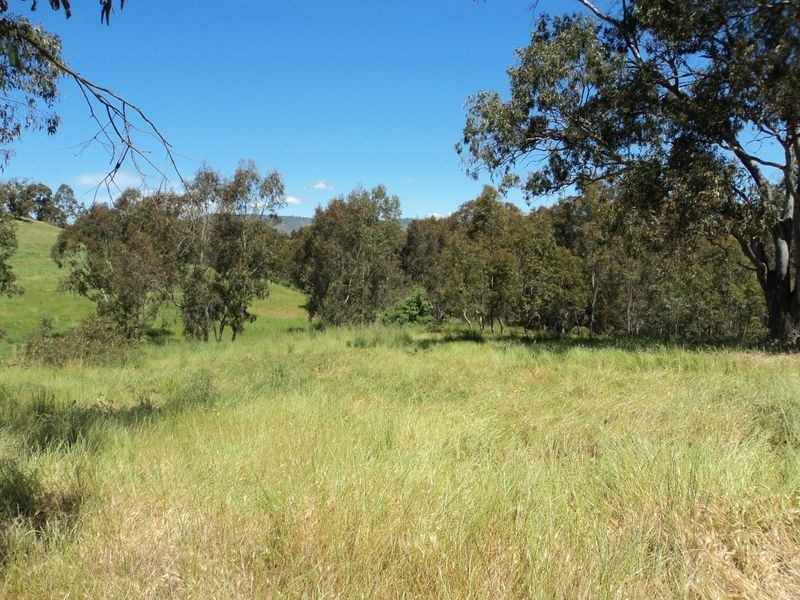 28 Priestley Crescent, Seymour VIC 3660