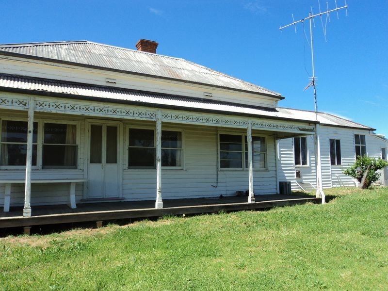 28 Priestley Crescent, Seymour VIC 3660