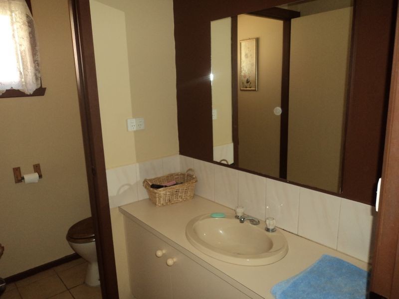 24 Mylson Ave, Broadford VIC 3658