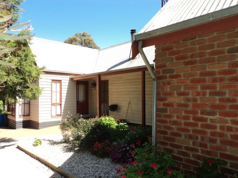 5 Strath Creek Road, Broadford VIC 3658