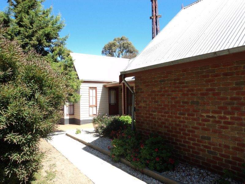 5 Strath Creek Road, Broadford VIC 3658