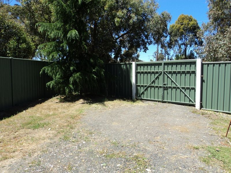 5 Strath Creek Road, Broadford VIC 3658
