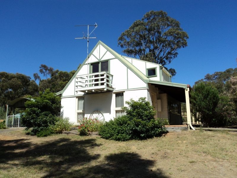 1 Fleming Drive, Broadford VIC 3658