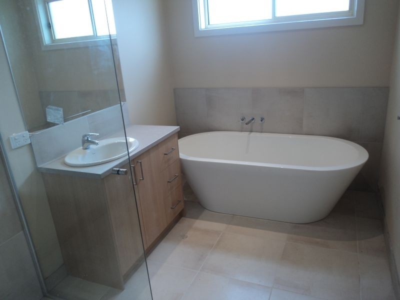 7 Dean Drive, Broadford VIC 3658