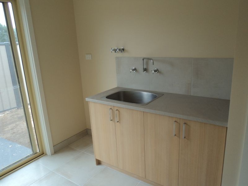 7 Dean Drive, Broadford VIC 3658