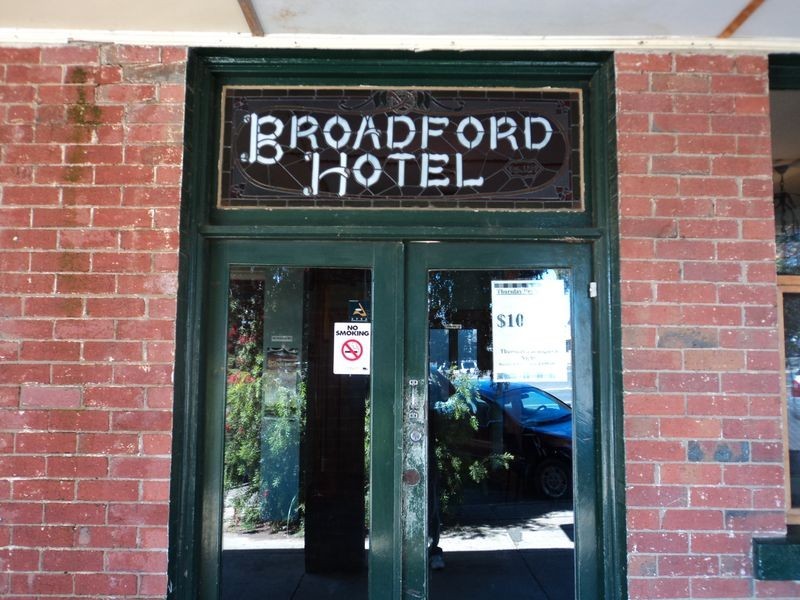 100 High Street, Broadford VIC 3658