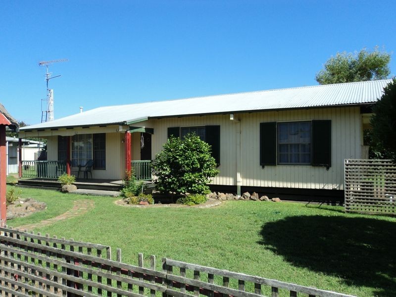 24 Jamieson Street, Broadford VIC 3658