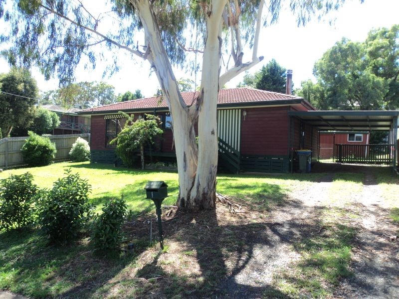 1 Steven Street, Clonbinane VIC 3658