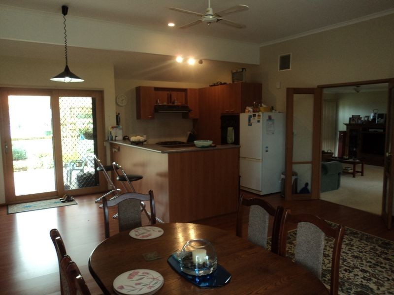 22-24 Burgess Road, Kilmore VIC 3764
