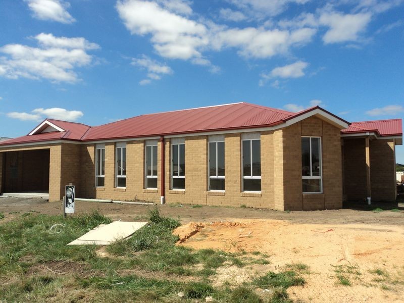 10 Candice Street, Kilmore VIC 3764