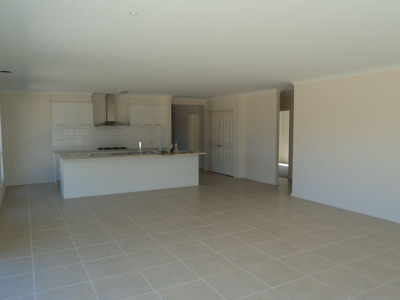 2 Tass Close, Broadford VIC 3658