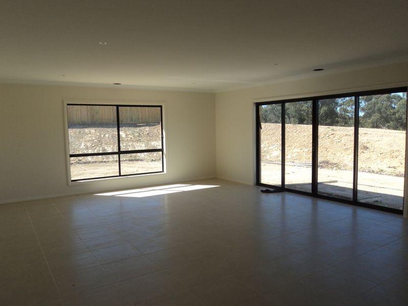 2 Tass Close, Broadford VIC 3658