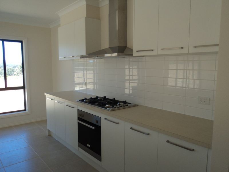 2 Tass Close, Broadford VIC 3658