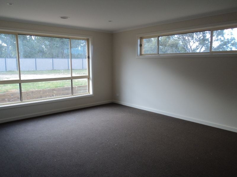 61 Donaldson Drive, Broadford VIC 3658