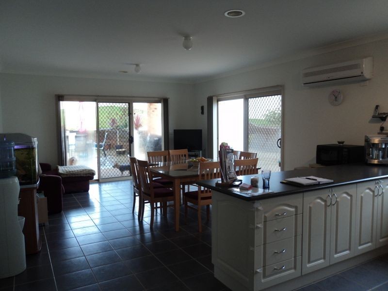 6 Crimmons Way, Kilmore VIC 3764