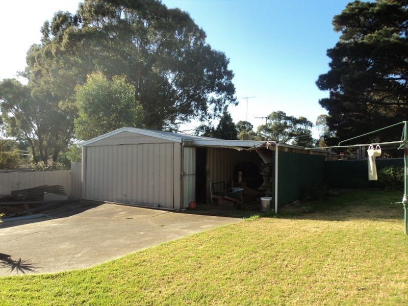 9 Donaldson Drive, Broadford VIC 3658