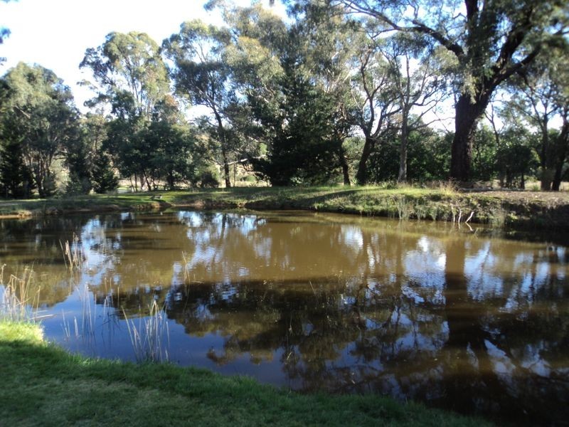 475 Sunday Creek Rd, Broadford VIC 3658