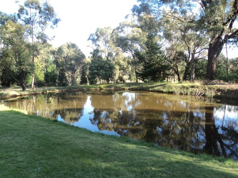 475 Sunday Creek Rd, Broadford VIC 3658