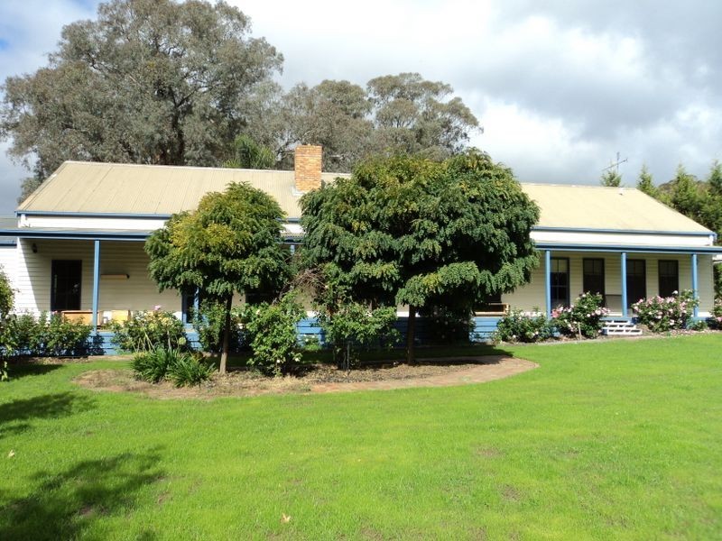 24 Casey Crescent, Broadford VIC 3658