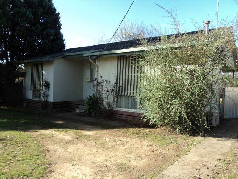 36 Sinclair Crescent, Seymour VIC 3660