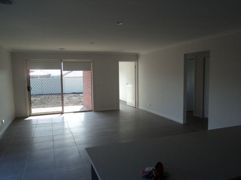 10 Francis Court, Kilmore VIC 3764