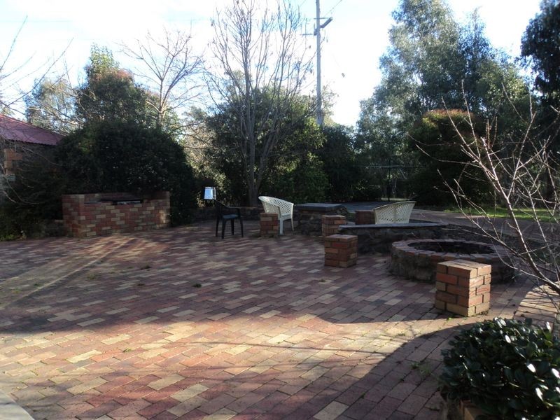54 Casey Cres, Broadford VIC 3658