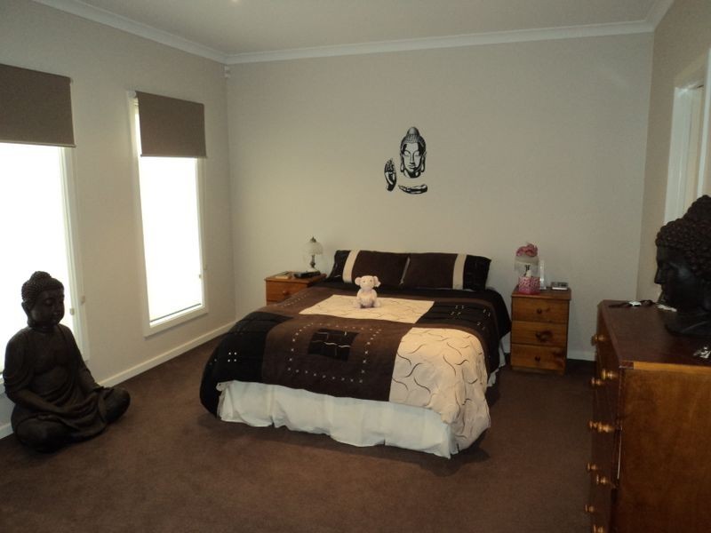 21 Wattlebird Way, Kilmore VIC 3764