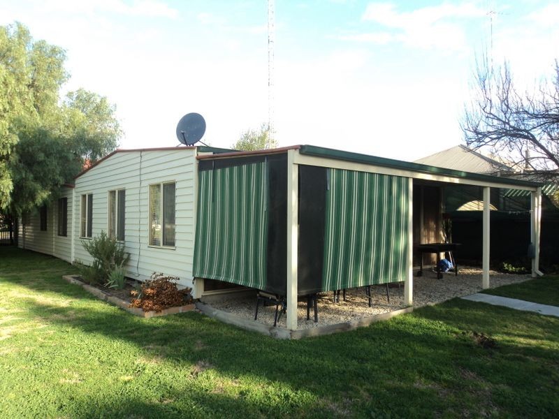 27 Sutherland Street, Broadford VIC 3658