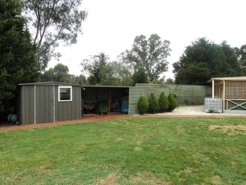 44 Casey Crescent, Broadford VIC 3658