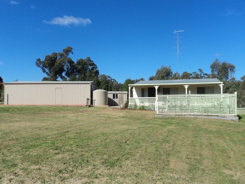 44 Casey Crescent, Broadford VIC 3658