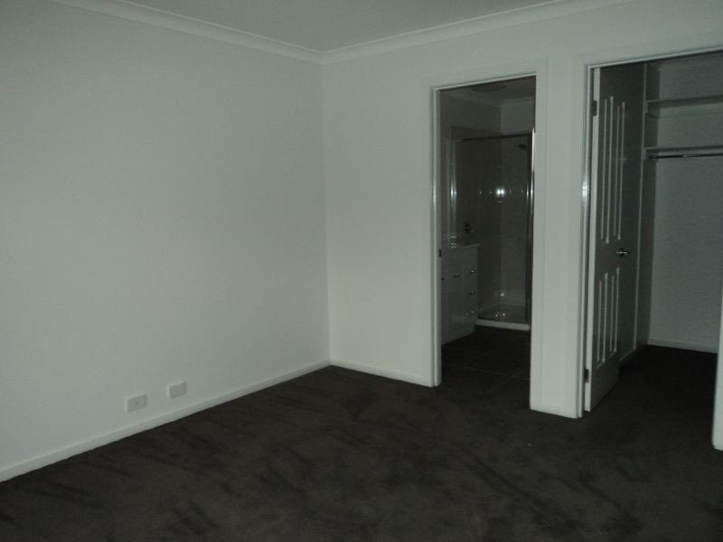 9 Chloe Drive, Broadford VIC 3658