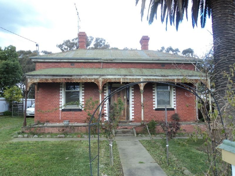 6 Gratten Street, Seymour VIC 3660