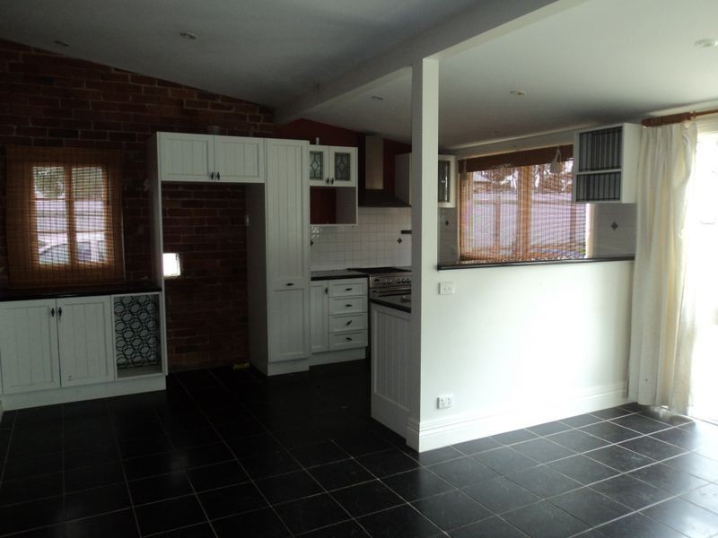 6 Gratten Street, Seymour VIC 3660