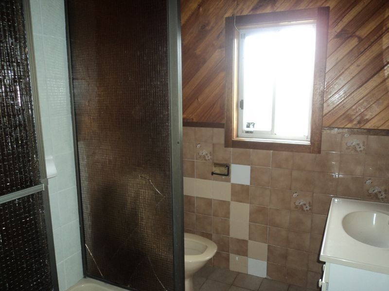 22 The Parade, Broadford VIC 3658